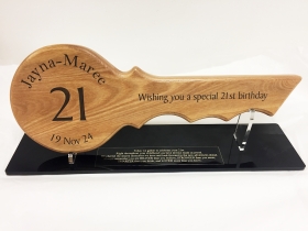 Jayna Maree's Rimu 21st Key