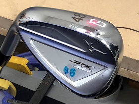 Golf club fibre laser engraved with 48