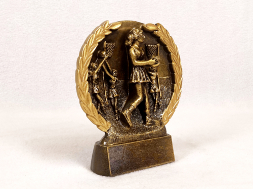 Netballers in a Wreath Resin Trophy